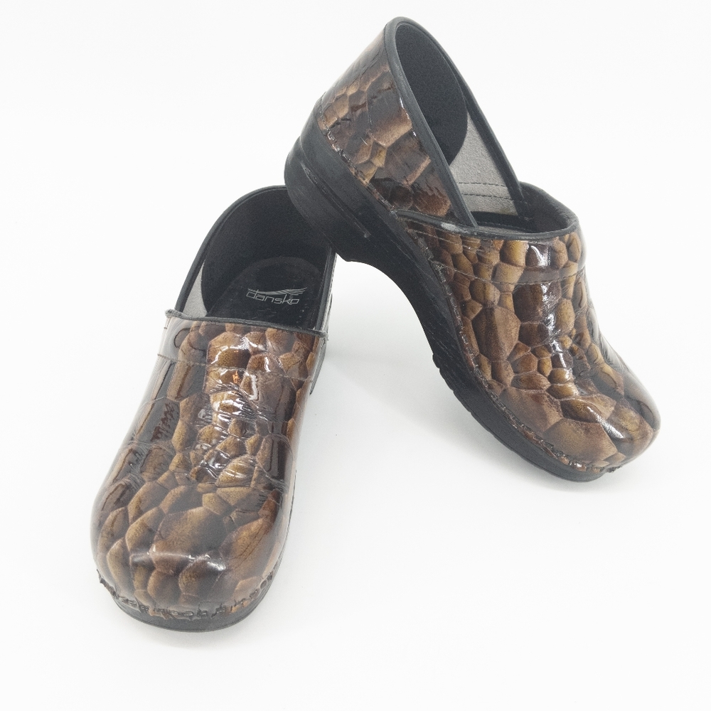 Dansko Patent Leather Professional Clogs Croc print